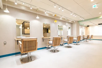 Agu hair monet 三鷹店【アグ ヘアー モネ】店内