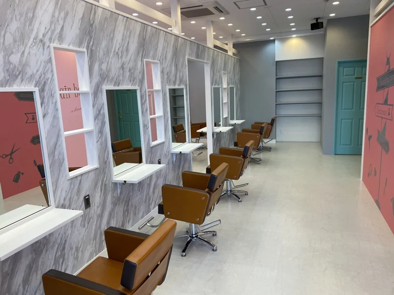 Agu hair bonny 三田駅前店【アグ ヘアー ボニー】店内