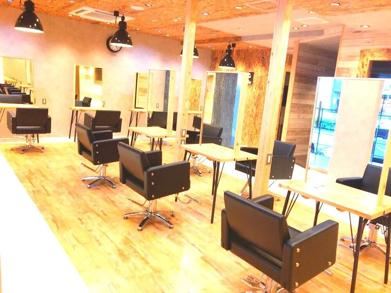 Agu hair rabbit 鳥取駅前店【アグ ヘアー ラビット】店内