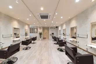 Agu hair mousse 徳島駅前店【アグ ヘアームース】店内