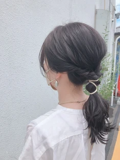 2023年夏★ヘアアレンジ×ねじりローポニー